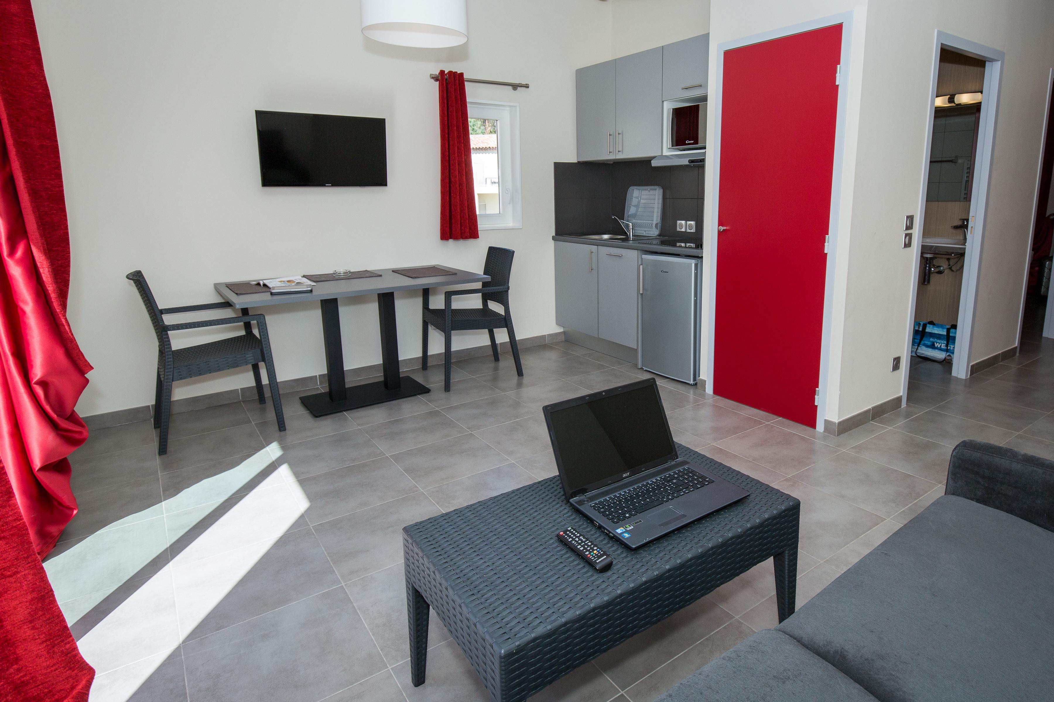 Sowell Residences Les Perles Du Golfe De Saint-Tropez グリモー エクステリア 写真