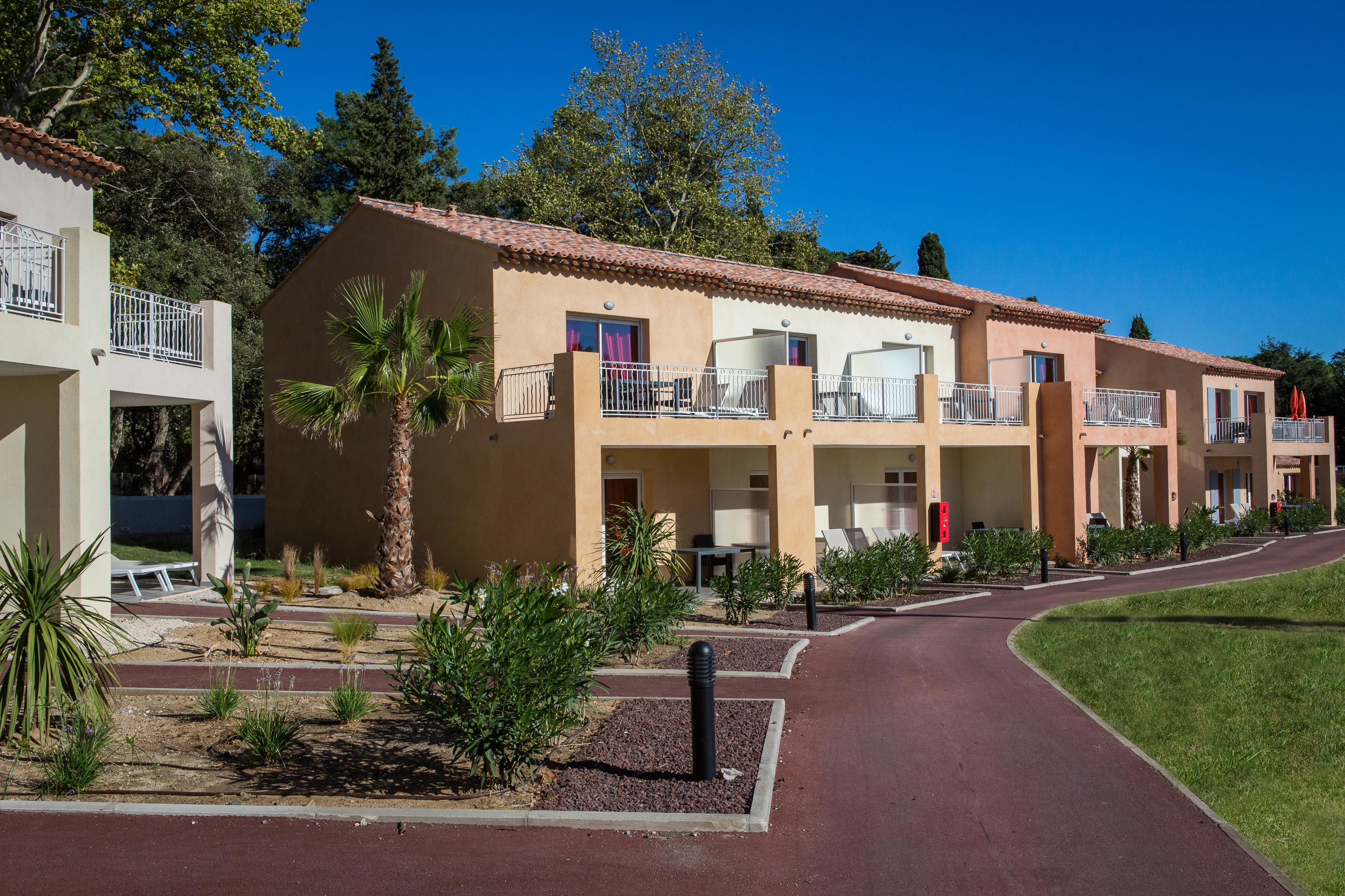 Sowell Residences Les Perles Du Golfe De Saint-Tropez グリモー エクステリア 写真