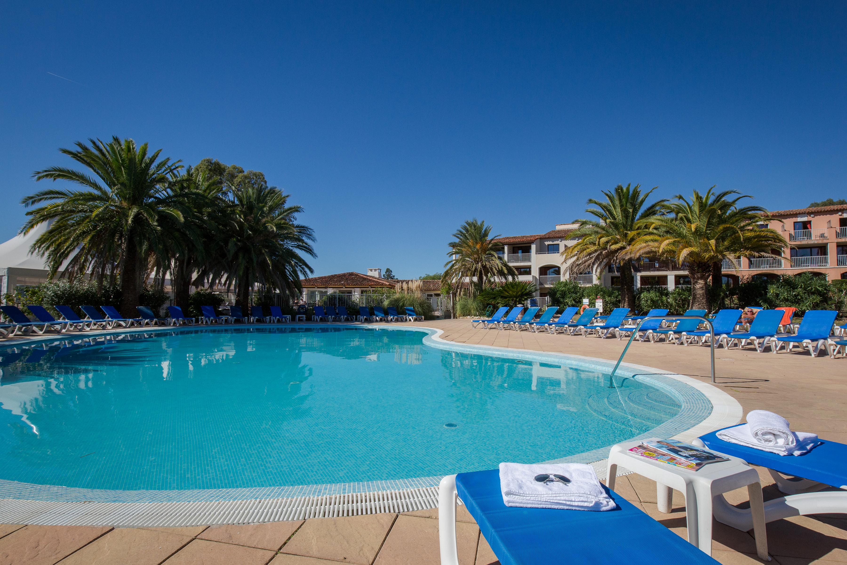 Sowell Residences Les Perles Du Golfe De Saint-Tropez グリモー エクステリア 写真
