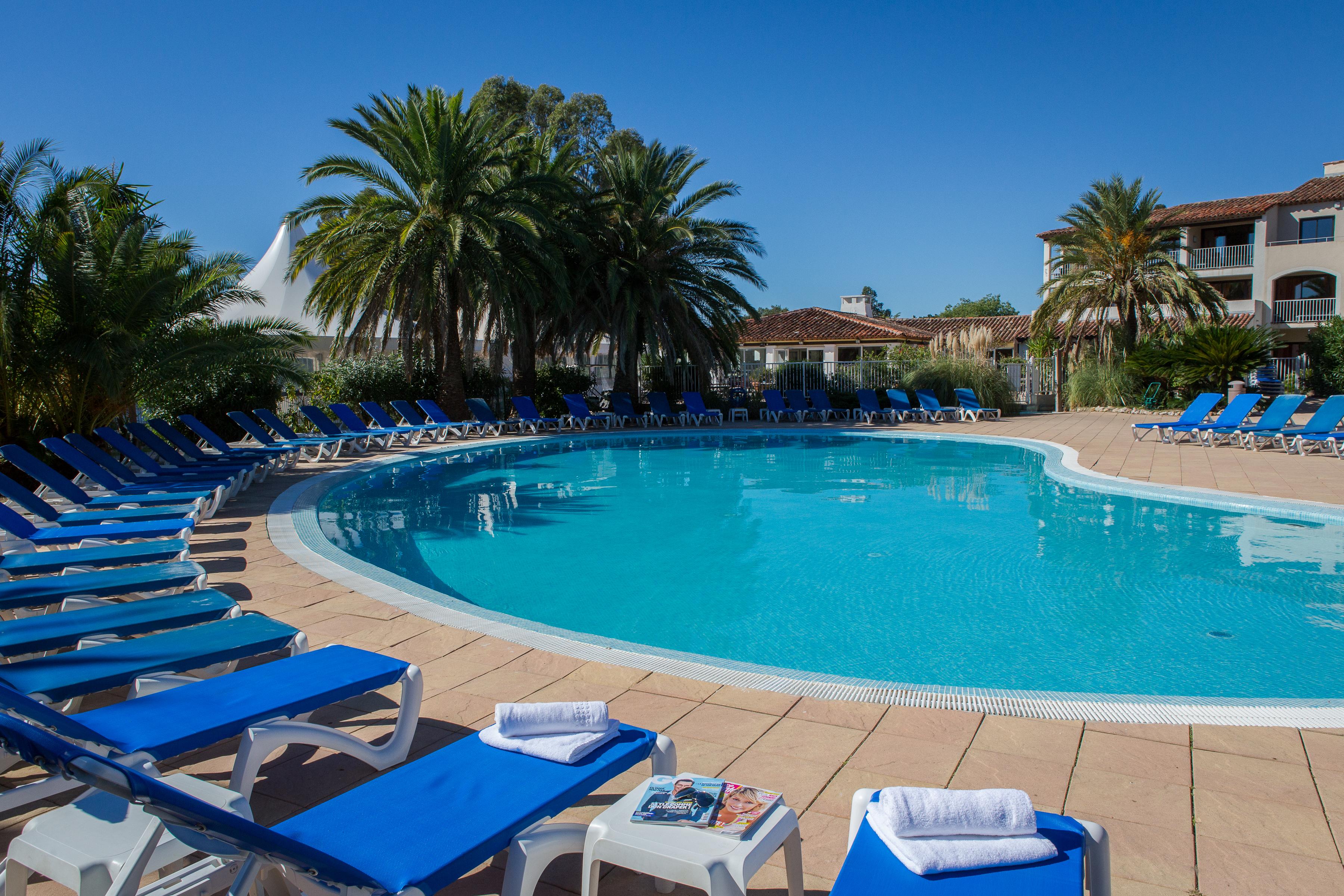 Sowell Residences Les Perles Du Golfe De Saint-Tropez グリモー エクステリア 写真