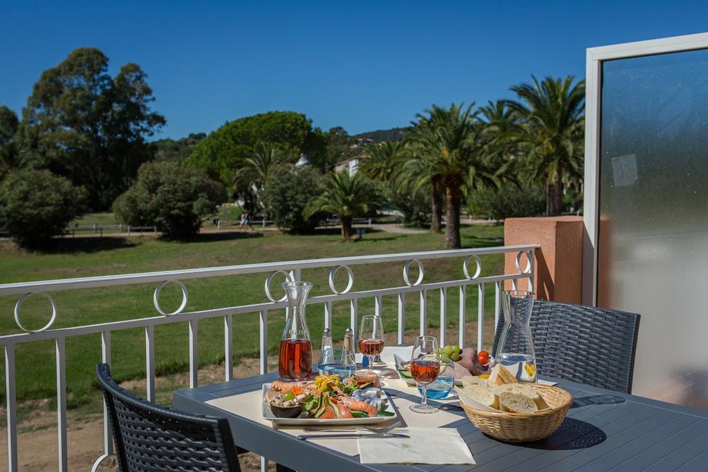 Sowell Residences Les Perles Du Golfe De Saint-Tropez グリモー エクステリア 写真